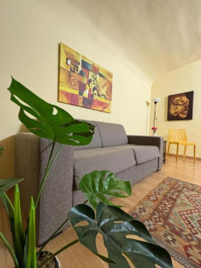Casa Amarilla